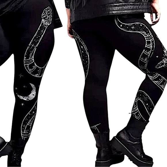 TORRID Nightfall Snake Black Leggings with White Snake Design Size 5X - Picture 1 of 9